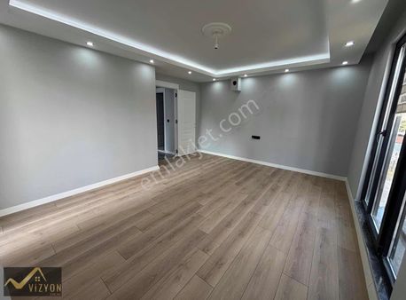 Bağlarbaşı Merkezi Konumda Satılık 2+1 Ara Kat Daire