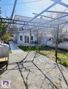 Acill! Alaçatı Da Dubleks 4+2 Geniş Bahçeli Satılık Villa