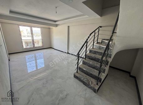 Nova Realty'den Fırsat Dubleks Daire Koç Okulu Yanı