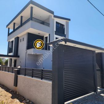 Didim Efeleler Mahallesi, Akdeniz Sitesi Mevkiinde Tam Müstakil 3+1 Havuzlu Ultra Lüks Villa