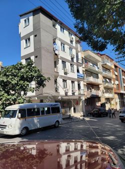 Bakan Gm'den Maliye Altında Satılık 1+1 Eşyalı Lüks Apart