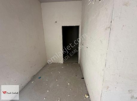 Vadi Emlak'tan Tıp Fakültesinin Yanında Satılık 1+1 Daire