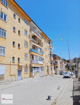 Vadi Emlak'tan Karşıyakada Huzur Evi Altında 2+1 Satılık 2.kat