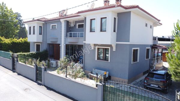 Wisrem'den Serdivan'da Müstakil Bahçeli Açık Otoparklı 4+2 Villa