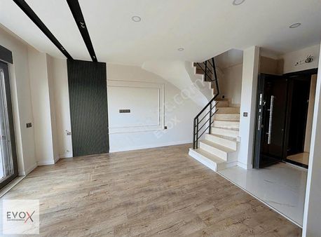 Altınova Mahallesinde Ultra Lüks 2+1 Dubleks Daire