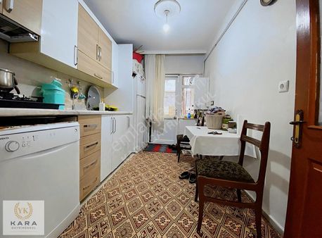 Kara'dan Sincan Selçuklu'da Cadde Üzerinde Yapılı 2+1 Daire