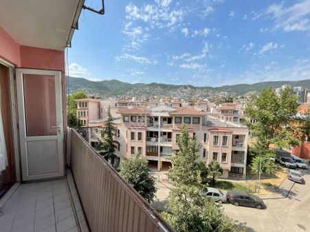 Bursa Osmangazi Merkezde – Manzaralı Satılık 3+1 Daire