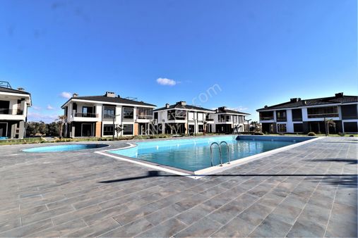 💦aygülden💦güre'de Sıfır Mustakil Tadında Bahçe Kullanımlı Havuzlu Nezih Site İçi 2+1 Satılık Daire