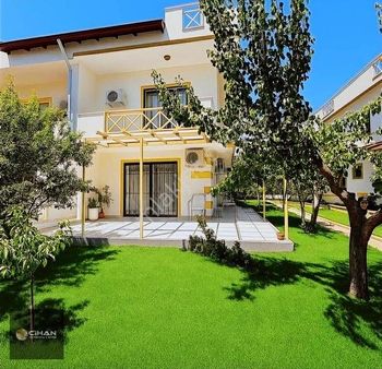 Yavansu'da 3+1 Havuzlu Sitede Satılık Villa