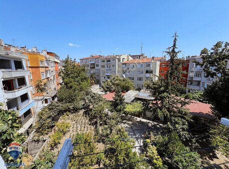 Kocamustafapaşa Silivrikapı Mahallesin'de 2+1 Temiz Daire