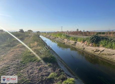 Atköy De Sulama Kanalı Yanında 3325 M2 Satılık Tarla