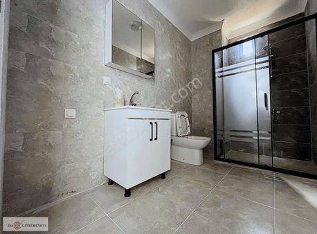 Osmangazi Mah Aşıroğlu Cad 3+1 Lüks 110m2 Ara Kat Satılık Daire