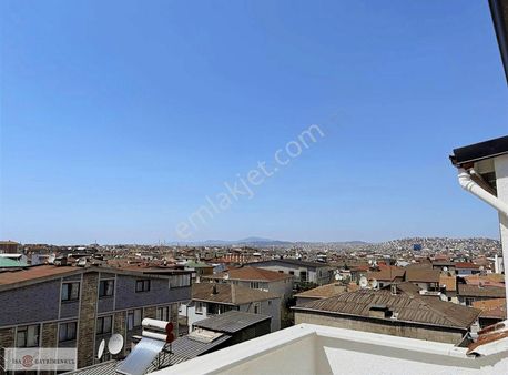 Cadde Üzeri Çift Aileye Uygun 4+1 Lüks 220m2 Çift Teras Dubleks