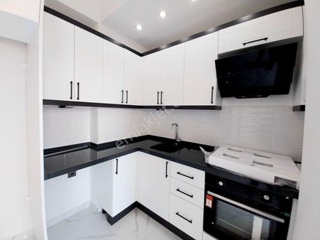 Yükselden Gözleri Kamaştıracak Dağ Manzaralı Ayrı Mutfak Lüx 2+1