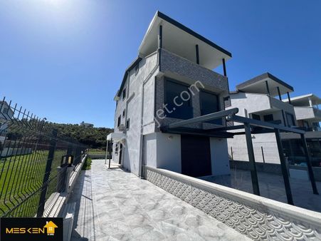 Didim Sağtur'da Plaja 700 Metre, Tam Müstakil Villa