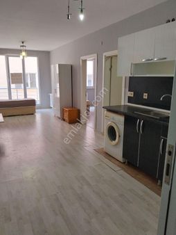 İstasyon Mah. Cadde Üzerinde Satılık 1+1 Daire