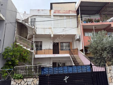 Turyap'tan Karabağlar Yunus Emre Mah.de Teraslı Daire.