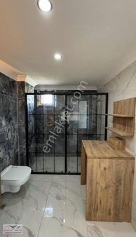 Bereket Emlaktan Cadde Cepheli Lüx Villa