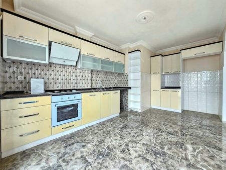 ▶ ▶akçay Körfez'den Geniş Kullanımlı Çift Mutfaklı 5+1 Satılık Dubleks