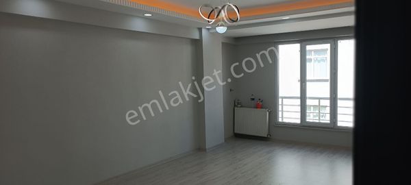 Bağcılar Barboros Mh 4+1 170 M2 Satılık Dublex Daire 12 Yıllık Bina