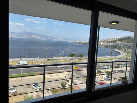 Güzelyalı Nın Kalbinde Çift Cephe Arakat Satılık Yalı Dairesi