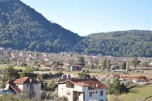 Fethiye Üzümlüde 30/60 Satılık 500 Metrekare Satılık Arsa