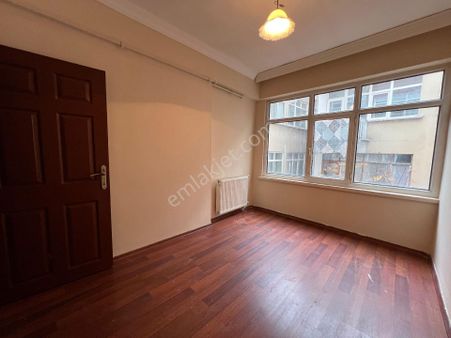 Furkan Emlak'tan Çiftlik Mevkisinde 3+1 2.kat 120m2 Masrafsız Krediye Uygun Fırsat Daire