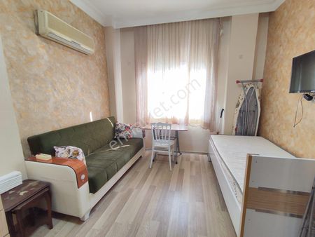 Seyhan Yeşilyurt Duygu Kafeye Yürüme Mesafesinde 1+0 Eşyalı Kiralık Daire
