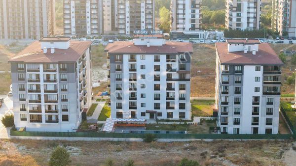 Çerkezköy İnfinity Sitesi Havuz Cephe 3+1 Satılık Daire