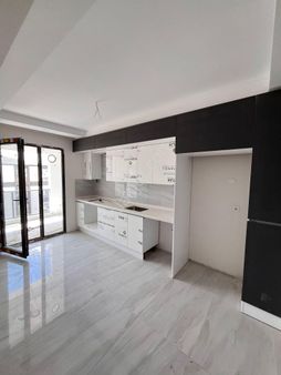 Rumeli Mahallesinde Lüx Site İçinde 3+1 Sıfır