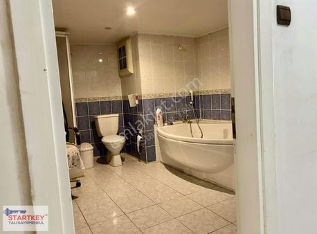 Karşıyaka Aksoy' Da Kurumsal Kiracılı Satılık Dubleks Daire