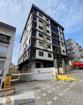 İzmir Karabağlar Poligon M.aker Mah.eşyalı 2+1 Satılık Daire