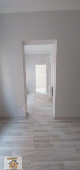 İzmir Konak Atilla Mahallesi İçi Full Yapılı 1+1 Satılık Daire