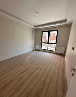 Hasan Bulgur Emlaktan İsmail Kakaç Okulu Yanında Sıfır 3+1 Daire