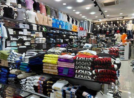 Kumköy'de Devren Satılık Butik Giyim Mağazası