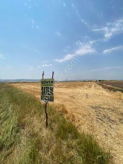 Ortaova Köyünde Satılık Tarla