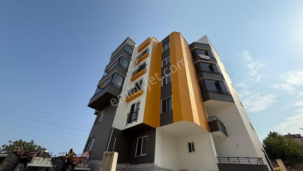 Erdemli Kocahasanlı’da Denize 270 M Satılık 1+1 Daire –tam Yatırımlık