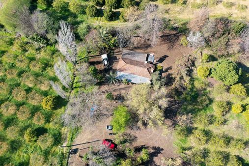 Nysa Emlak'tan 1.815 M2 Arsa İçerisinde Satılık Köy Evi