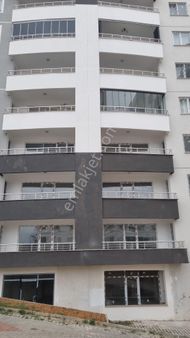 Pelitli Emniyet Karşısı Satılık Fırsat Daire