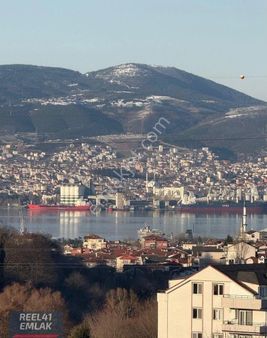 Önü Kapanmaz Köşe Arsa