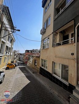 Biga Ada Mahallesinde Satılık Ferah Daire