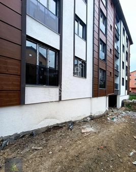 Yeşil Emlak Ve Gayrimenkulden Satılık 1+1