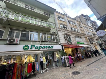 Eskidjide İzmit Merkez Feridun Özbay Caddesinde 4 Odalı Ofis