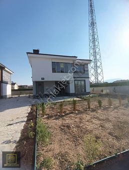 Dgn Group'tan Meram Lalebahçede Site İçi 5+1 Villa