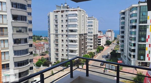 Tozluemlak'tan Deniz Manzaralı Geniş 1+1