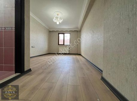 Ataparkta Asansörlü Ultra Lüks İki Banyolu Yeni Bina 3+1