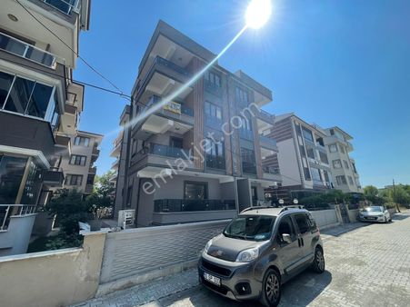 Poyraz Gayrimenkul'den Altınkum'da Satılık Sıfır Öncephe Arakat 2+1 Daire