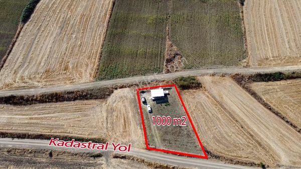 Wisrem Den Silivri Büyükkılıçlı Da Konteynerli Yolu Olan Müstakil Tarla