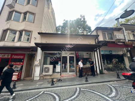 Eskidji’de İzmit Merkez Bakırcılar Çarşısında 100 M2 Müstakil İşyeri-bina