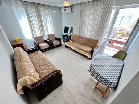 Akçay Sezgin Emlaktan Merkezi Konumda Ayrı Mutfak Satılık 2+1 Daire